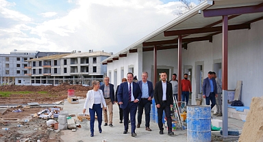 Akhisar Belediye Başkanı Besim Dutlulu, Yeni Taziye Evi Projesini İnceledi