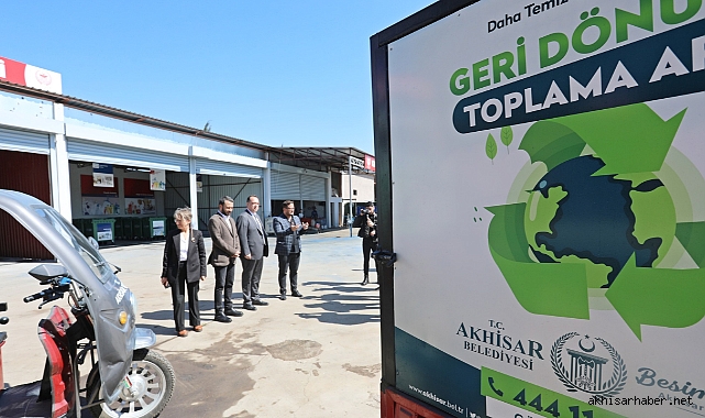 Akhisar Belediyesi 1'inci Sınıf Atık Getirme Merkezi tanıtıldı
