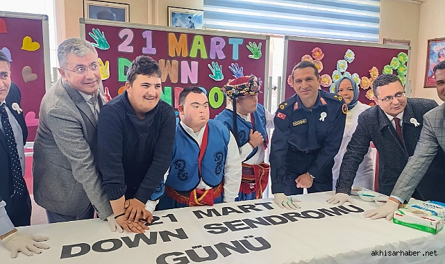 Akhisar'da Down Sendromu Farkındalık Günü Coşkusu