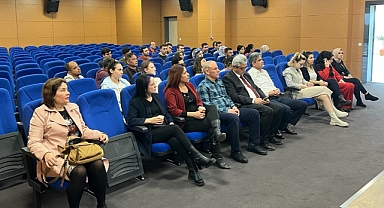 Akhisar'da En İyi Narkotik Polisi Anne Projesi İle Bağımlılıkla Mücadele Eğitimleri Başladı