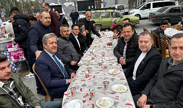 Akhisar'da "Fıstıkçı Sülo"dan Etli Pilav ve Ayran Hayrı