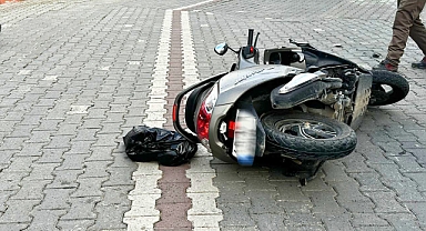 Akhisar'da İki Motosikletin Kafa Kafaya Çarpışması Sonucu Trafik Kazası Meydana Geldi
