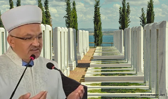 Akhisar'da Şehitler Dualarla Anıldı