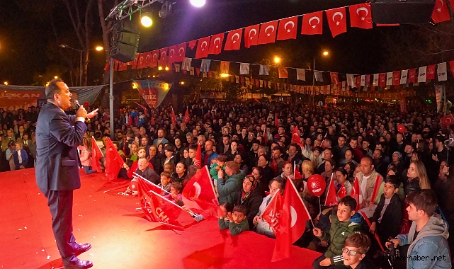 Akhisar Halkı 'Dutlulu ile Devam' Dedi