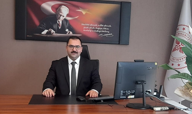 Akhisar İlçe Sağlık Yeni Müdürü Dr. M. Esad Coşan oldu