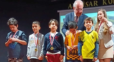 Akhisargücü'nden Her Kategoride Birincilik