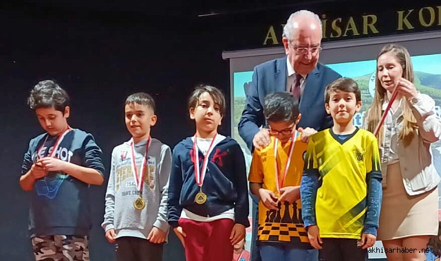 Akhisargücü'nden Her Kategoride Birincilik