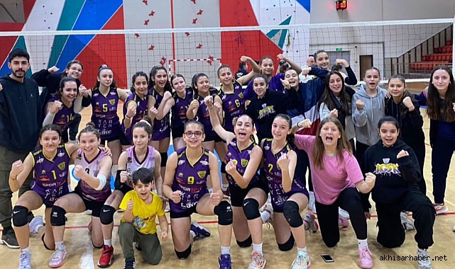 Akhisargücü'nün Sultanları Çeyrek Finalde!