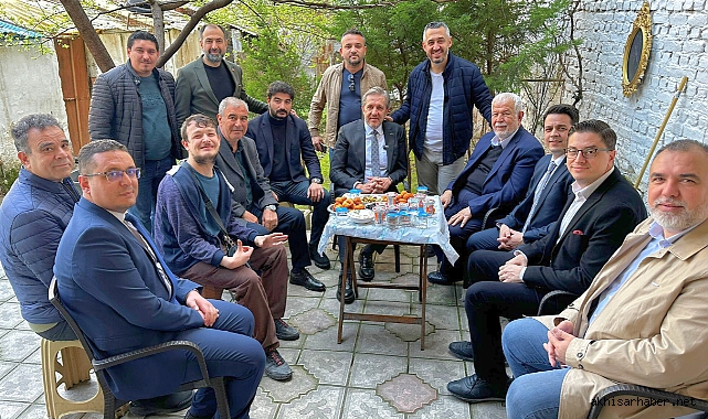 Akhisarlı Dünya Şampiyonu Berber Ferdi Deren'den Lokma Hayrı