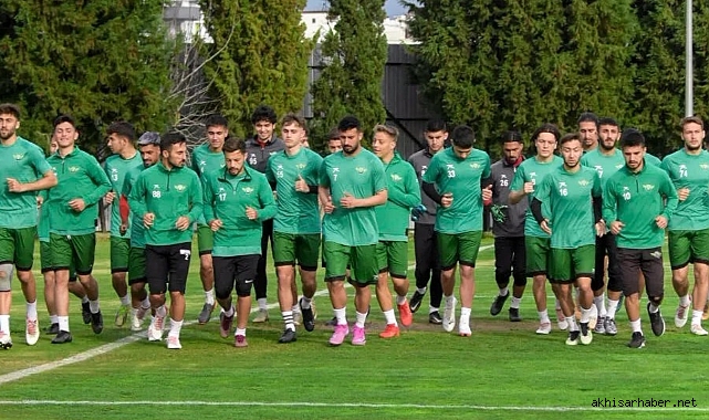 Akhisarspor'un Kritik Mücadelesi: Sivas Dört Eylül’ü Ağırlıyor
