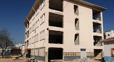 Dr. Ahmet Tarık Sarı İlkokulunda güçlendirme çalışmaları devam ediyor