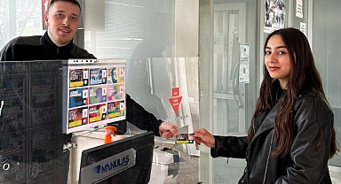 Gençler Manisa Kartlarını Almaya Başladı