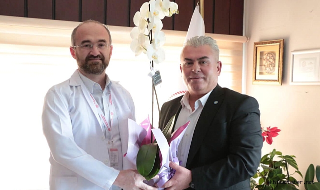 İYİ Parti'den Akhisar Mustafa Kirazoğlu Devlet Hastanesi'ne Tıp Bayramı Ziyareti