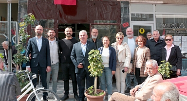 İYİ Partili Doğan, seçim çalışmalarını merkezde sürdürdü