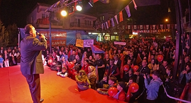 Mitinglerde Kalabalık Rekoru Başkan Dutlulu'nun