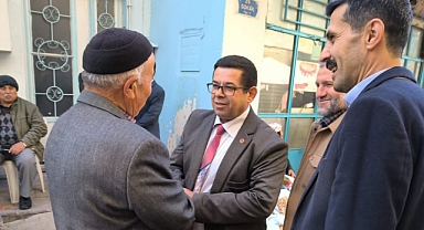 Saadet Partisi Adayı Hüseyin Çelik, Köylü Pazarını Ziyaret Etti