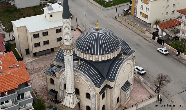 5 Nisan 2024 Cuma akşamı Kadir Gecesi