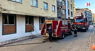 Akhisar'da Apartman Dairesinde Yangın Paniği Yaşandı