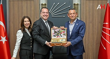 Akhisar’dan CHP Genel Başkan Özgür Özel'e Ziyaret