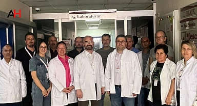 Akhisar Mustafa Kirazoğlu Devlet Hastanesi'nde Tıbbi Laboratuvar Çalışanları Haftası Kutlandı