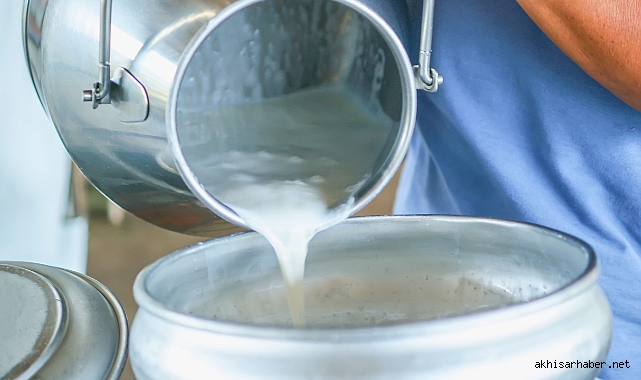 Çiğ Süt Fiyatlarına Yüzde 8,5 Zam! Peynir ve Süt Ürünleri de Etkilenecek