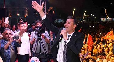 Manisa Büyükşehir Yeni Belediye Başkanı Ferdi Zeyrek oldu