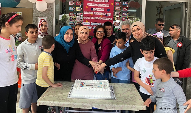 Özel Bizim Çocuklarımız Eğitim Merkezi'nde Otizm Farkındalık Günü