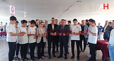 Akhisar Anadolu İmam Hatip Lisesi'nde TÜBİTAK Bilim Fuarı Heyecanı