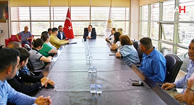 Akhisar Belediye Başkanı Besim Dutlulu, CHP Mahalle Temsilcileriyle Buluştu
