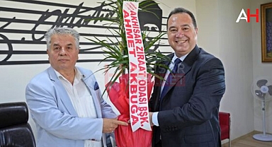 Akhisar Belediye Başkanı Dutlulu, Ziraat Odası Başkanı ve Yönetimini Ağırladı