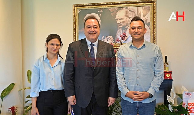 Akhisar Belediye Başkanı, Pençe Kilit Harekatı Gazilerini Ağırladı