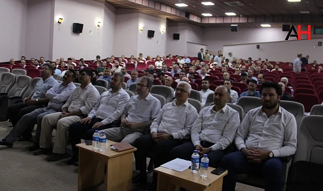Akhisar'da 2024 Yılı Vekalet Yoluyla Kurban Organizasyonu ve Yaz Kur'an Kursları Semineri Yapıldı