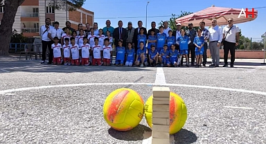 Akhisar'da Tombik Oyunu ile Çocuk Oyunları Festivali Başladı