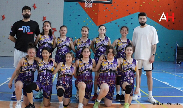 Akhisargücü'nün Küçük Perileri, Sahada Rakip Tanımıyor!