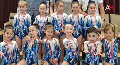 Akhisargücü Spor Kulübü Cimnastik Takımı, Kuşadası'ndaki Turnuvadan Madalyalarla Döndü