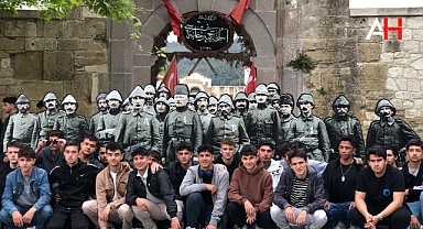 Akhisarlı Gençler Çanakkale'de Tarihi ve Kültürel Bir Yolculuk Yaptı
