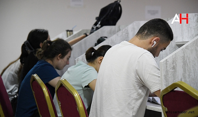 Akhisarlı öğrencilere müjde! Artık haftanın 7 günü açık olacak