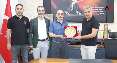 Av Köpekleri Mera Yarışması'na Destek İçin Teşekkür Plaketi