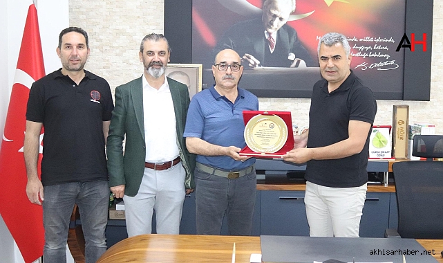 Av Köpekleri Mera Yarışması'na Destek İçin Teşekkür Plaketi