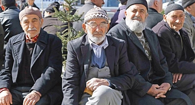 Emeklilere Yüzde 15 İndirim Kararı Resmi Gazete'de Yayımlandı