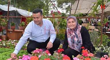 Kırkağaç Belediye Başkanı Dönmez, Anneler Gününü Kutladı