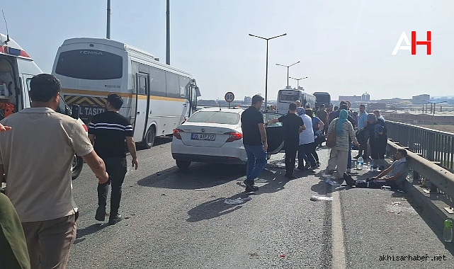 Korkunç Kaza! 2 İşçi Servisi ve 1 Otobüs Çarpıştı: Çok Sayıda Yaralı Var