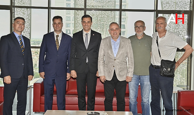 Milletvekili Bakırlıoğlu ve Akhisar OSB’den Başkan Zeyrek’e Ziyaret