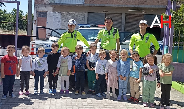 Zehra Muhittin Kavaklı Anaokulu'nda Trafik Eğitimi