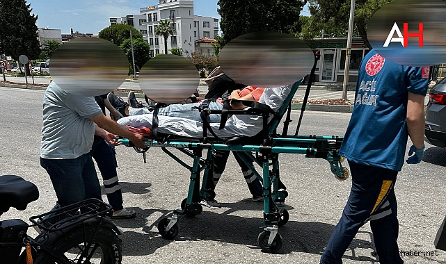 Akhisar'da Elektrikli Bisiklet Kazası: 1 Kişi Hafif Yaralandı