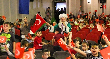 Akhisar'da Minikler 100. Yıl Şenliğinde Buluştu