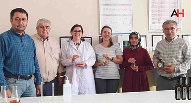 Akhisar'da Zeytinyağı Analiz Laboratuvarı Açıldı
