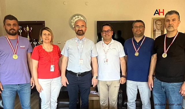 Akhisar Mustafa Kirazoğlu Devlet Hastanes'nde Masa Tenisi Turnuvası
