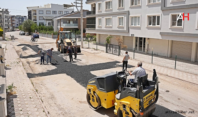Atatürk Mahallesi’nde Yol ve Yağmur Suyu Hattı Çalışmaları