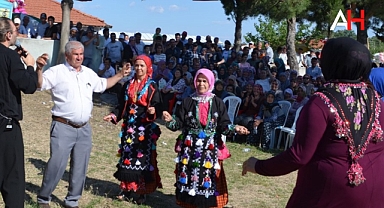 Avrupaya İhraç Edilen Börez Kirazına Festival Yapıldı